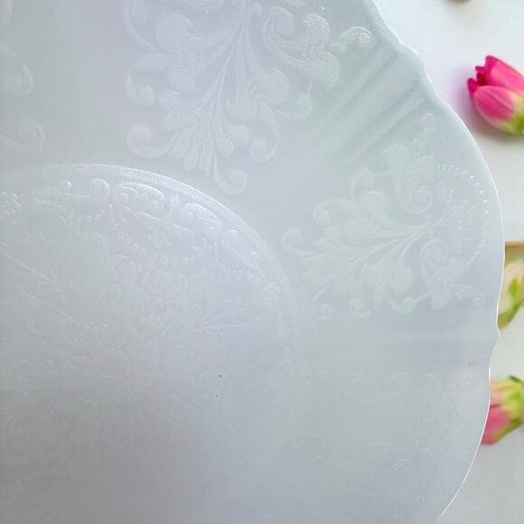 Vintage White Depression Glass Plate Embossed Scroll & Floral Pattern 10.5" - Picture 4 of 7